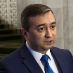 Бош вазир маслаҳатчиси лавозимидан кетди