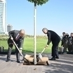 Abdulla II Mirziyoyev bilan daraxt ekdi