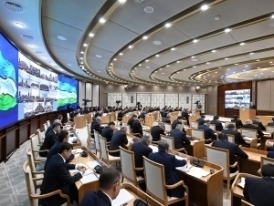 Президент 6 ҳокимнинг лавозимига лойиқлигини кўриб чиқишни буюрди