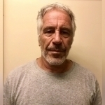 “U aniq tirik”. Maskning otasi Epshteyn o‘lmaganini aytdi