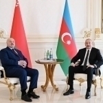 Lukashenko Aliyevga Qorabog‘ni tiklashda yordam taklif qildi