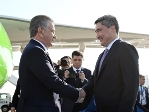 Shavkat Mirziyoyev Qozog‘istonga yetib bordi