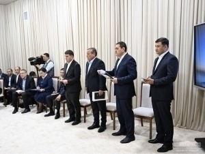 Mirziyoyev convened a session with governors from valley regions