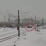 Damas car trapped on tracks, struck by train in Tashkent region (video)