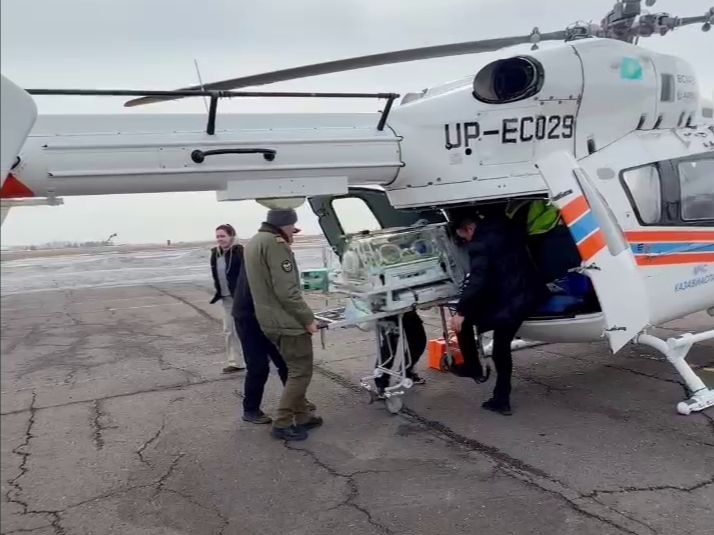 Dashtda 5 kun qor yeb omon qolgan cho‘pon qutqarib qolindi (video)