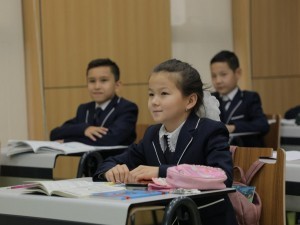 A school teaching the Uzbek language was established in Russia