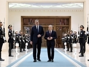 What did Mirziyoyev discuss with Vucic at Kuksaroy?