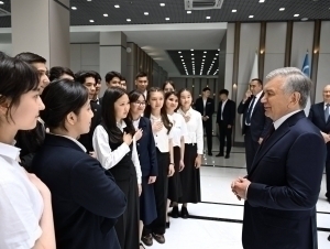 Шавкат Мирзиёев Фарғонадаги IT-парк билан танишди