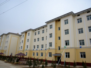 Ёш оилаларни уй-жой билан таъминлаш бўйича қарор қабул қилинди