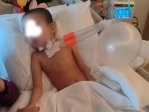 Туркияда оғир ҳасталикка чалинган қизалоқ Ўзбекистонга қайтарилди