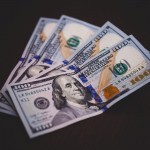 Dollar kursi ketma-ket to‘rtinchi kun pasaydi