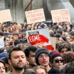 Namoyishlardan so‘ng Erdo‘g‘an Bilgi universitetini yopish haqidagi qarorini bekor qildi