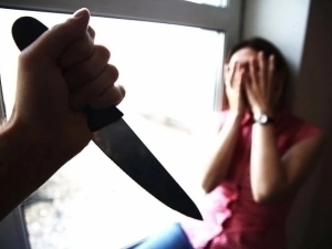 Husband kills his wife with a kitchen knife in Bukhara