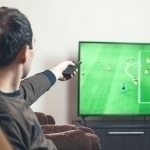 Futbol sababli ayol erini pichoqladi