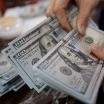 Dollar kursi 12 ming so‘mdan tushdi