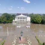 Каховка ГЭСининг портлаши ортидан учта аҳоли пункти бутунлай сув остида қолди