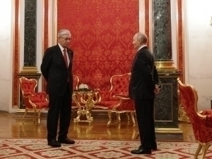 Тўқаев Москвада мастер-класс кўрсатди 