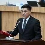 Ta’lim vaziri etikani buzgani uchun ishdan olindi. Qirg‘izistonda