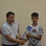 Тасанно! Қорақалпоғистонда IT танлови ғолибига пилот берилди