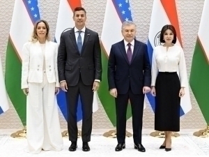 “Кўксарой”да Парагвай Президенти кутиб олинди