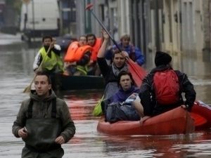 Fransiyada tarixiy suv toshqini, Ispaniyada kuchli dovul bo‘ldi. Qurbonlar bor