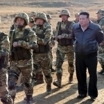 Kim Chen In yoshlarni Ukrainadagi urushga tayyorlanishga chaqirdi