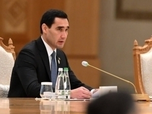 50 дан ортиқ фармон ва қарор: Туркманистонда оммавий кадрлар ўзгариши бўлди