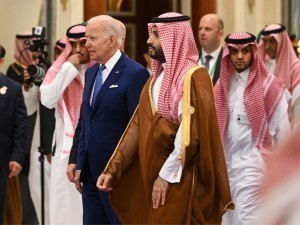 Саудия Арабистони 19 йилга қамалган америкаликни озод қилди
