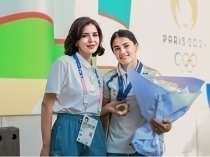 Shahnoza Mirziyoyeva meets with Diyora Keldiyorova