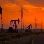 AQSH Rossiya neftiga qo‘yilgan ayrim sanksiyalarni bekor qildi