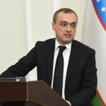 Яна бир собиқ вазир ректорлик лавозимига тайинланди