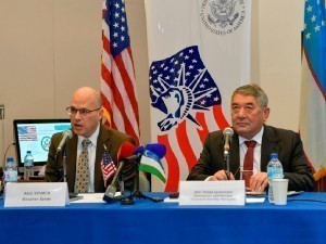 The USA gave more than 200 infrared monoculars to Uzbekistan