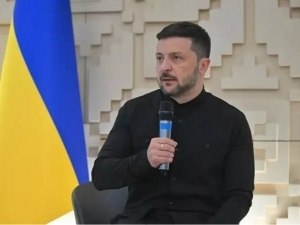 Zelenskiy Putinni saylovlarga aralashishga urinishda aybladi