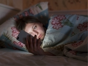 Қисқа видеолар мияга алкоголь каби зарарли – тадқиқот