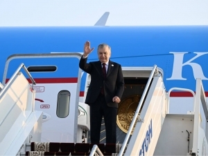 Shavkat Mirziyoyev Yaponiyaga jo‘nab ketdi