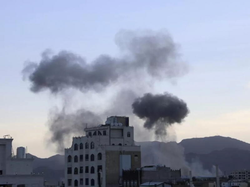 АҚШ ҳусийларнинг қурол омборларига зарба берди