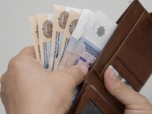 Ijtimoiy himoya agentligi xodimlariga 300 foiz ustama beriladimi?