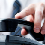 Ishonch telefonlariga javob bermaganlik uchun javobgarlikka tortish taklif etilmoqda