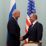 Путин нега Байденни ғалаба билан табрикламаганини айтди