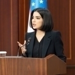 Saida Mirziyoyeva Alisher Usmonovni tabrikladi