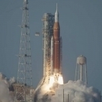 AQSH 50 yildan keyin ilk bor Oyga odam chiqardi (video)