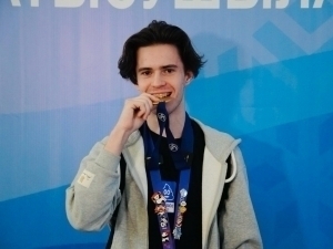 Qozog‘istonlik Olimpiya chempioniga qimmatbaho sovg‘alar topshirildi