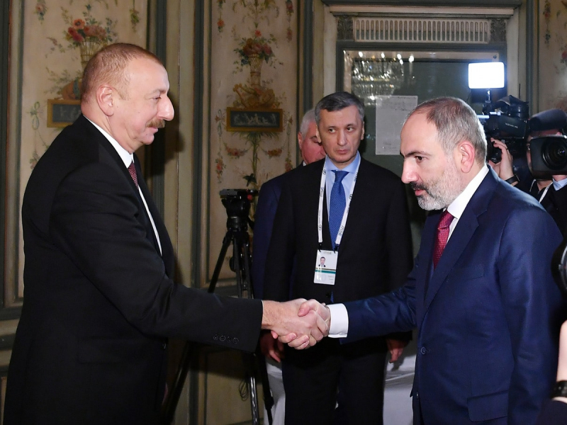 Qorabog‘ to‘qnashuvi: Aliyev va Pashinyan Moskvada uchrashishga tayyorligini bildirdi